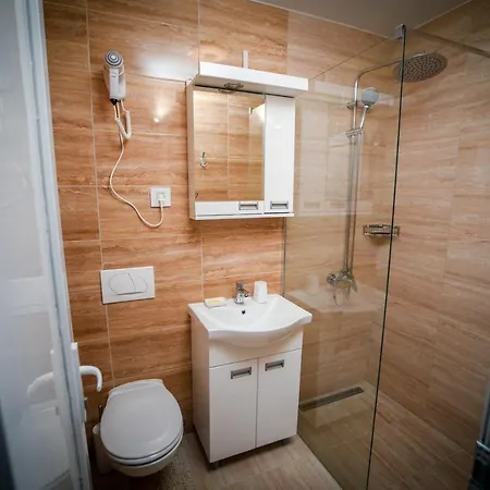 Prenociste Adria Aparthotel Vranje