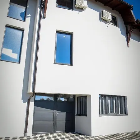 Aparthotel Prenociste Adria 3*